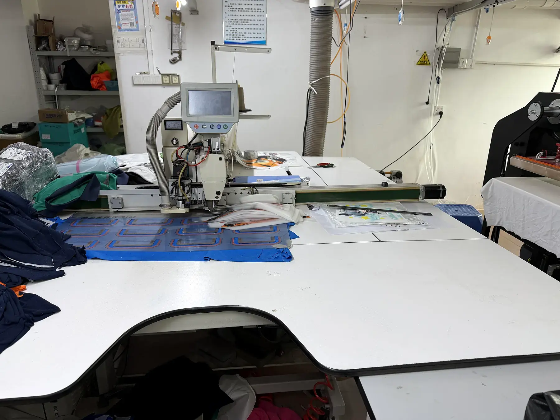 Automated pattern sewing workstation
